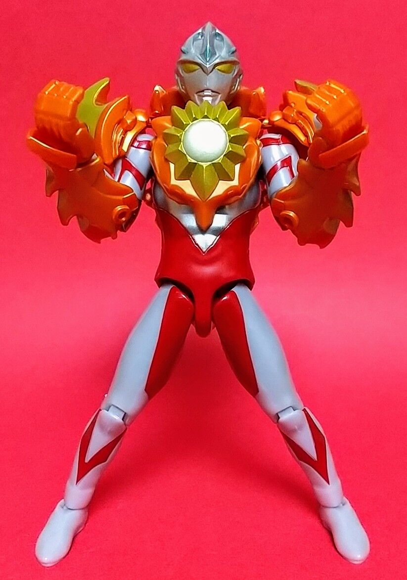 ウルトラマンアーク　アクションフィギュア　３点セット ウルトラアクションフィギュア ウルトラマンアーク ソリス