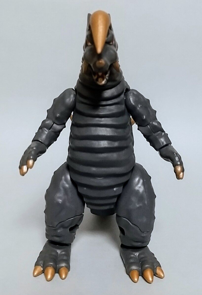 ブラックキング、ナックル星人、グドン、ゴルザ　超動αウルトラ怪獣4 送料込み ブラックキング、ナックル星人、グドン、ゴルザを収録！食玩