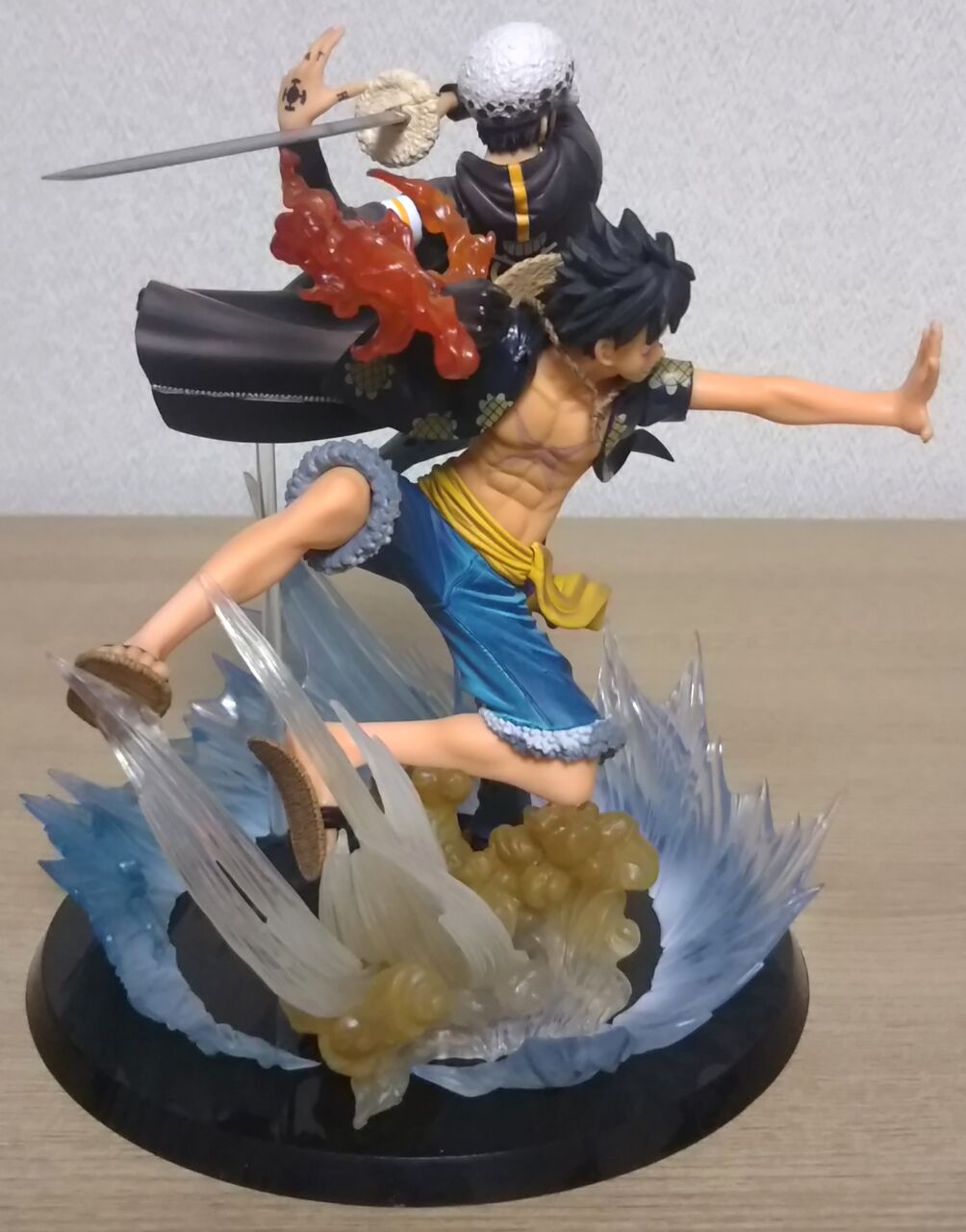 クリアパーツが豊富に使われているフィギュア♪】ワンピース フィギュ