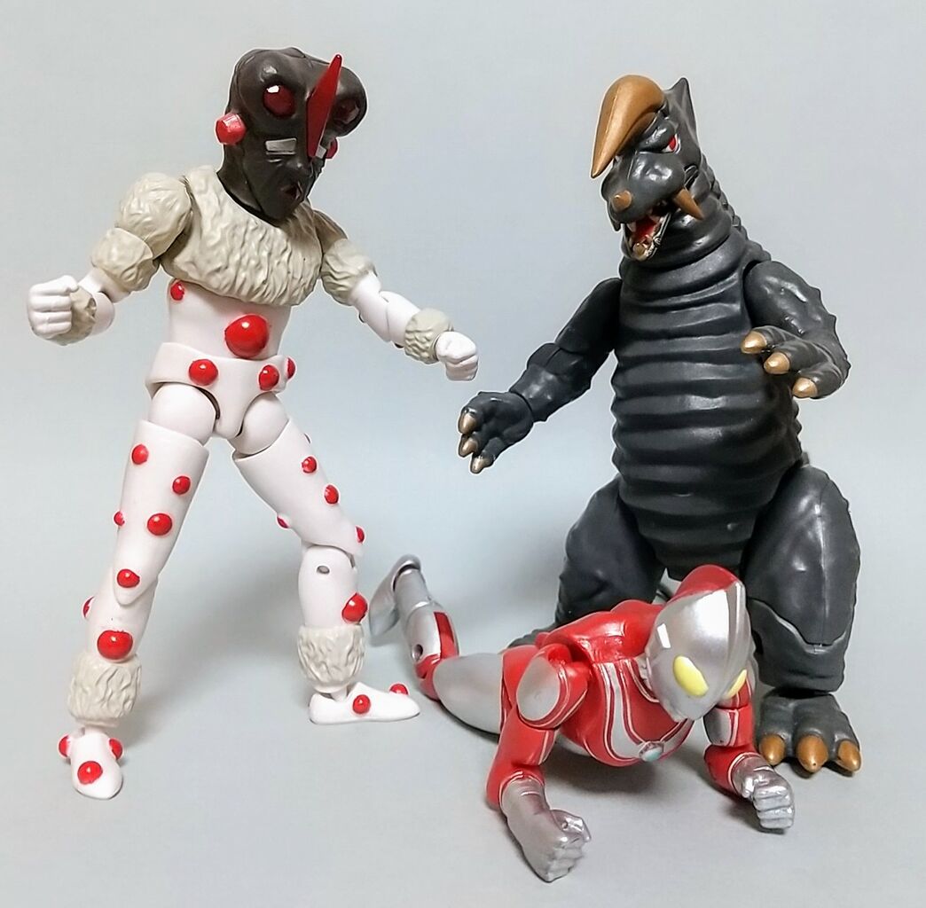 超動αウルトラ怪獣4(ブラックキング、ナックル星人) : Chaos
