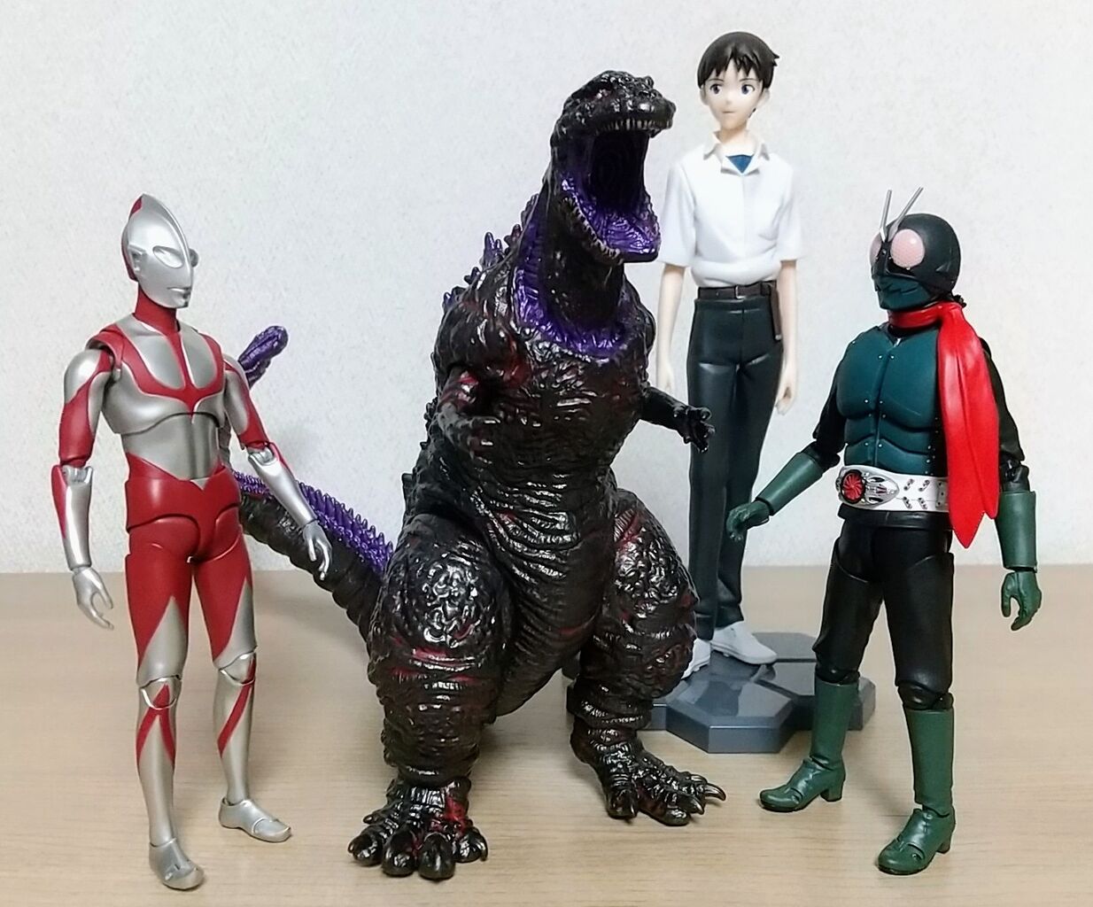ゴジラ 2016 クライマックス 重塗装 ソフビ シンゴジラ クライマックス 重塗装仕様 ゴジラストア限定 - メルカリ