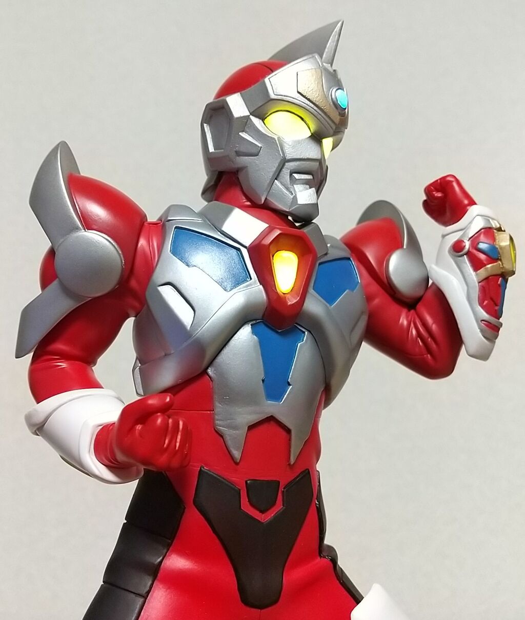 アクセプターなど発光ギミック搭載！】大怪獣シリーズ グリッドマン