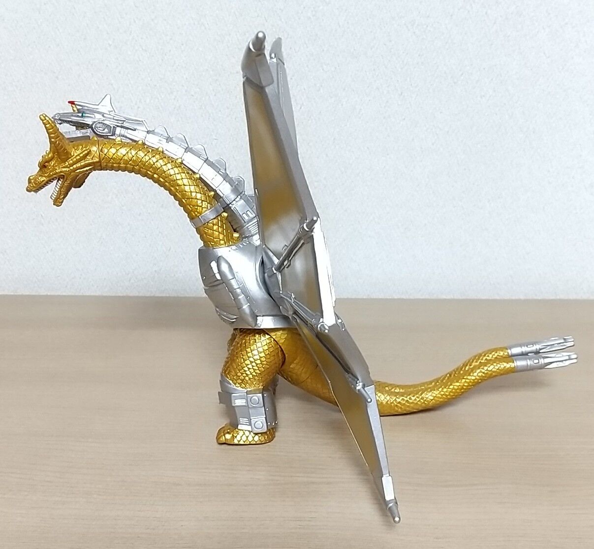 ゴジラvsキングギドラ より ムービーモンスターシリーズ メカキングギドラ Chaos Hobby Blog