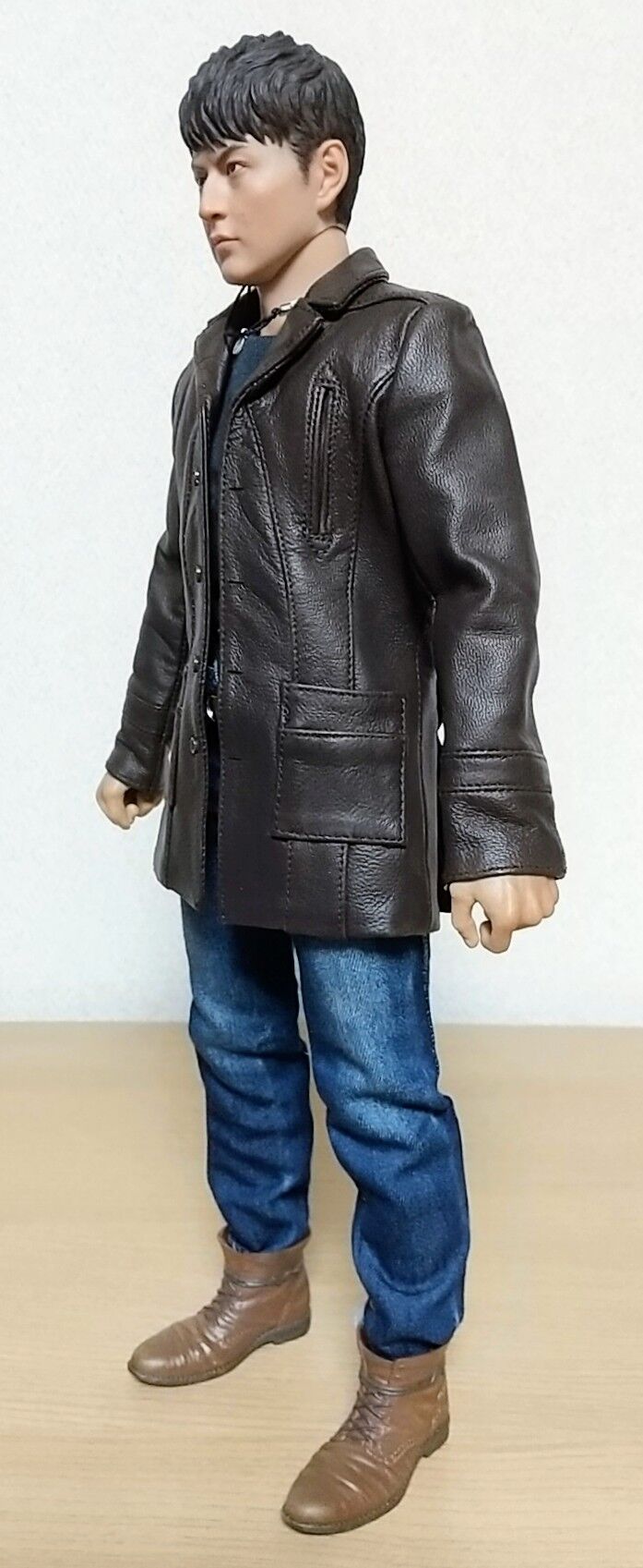 ウルトラマンオーブのクレナイガイの1/6スケールフィギュア