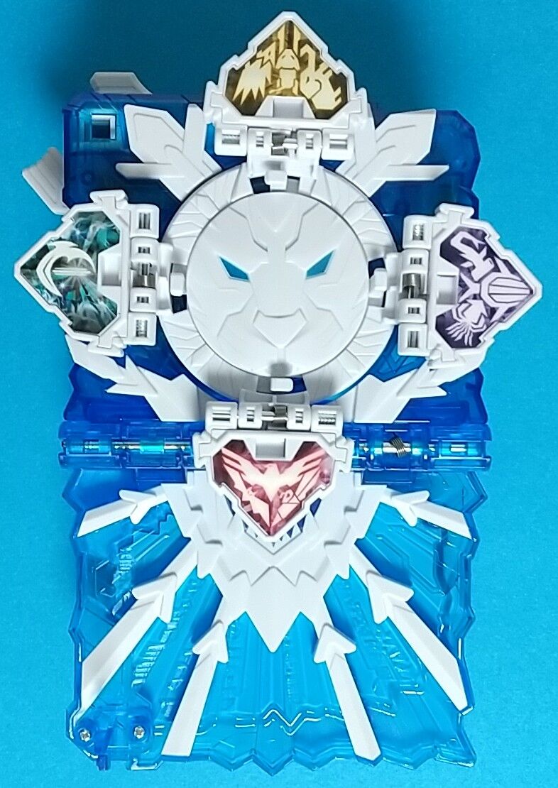 仮面ライダーセイバー Dxタテガミ氷獣戦記ワンダーライドブック Chaos Hobby Blog 仮面ライダーセイバー Dxタテガミ氷獣戦記ワンダーライドブック Chaos Hobby Blog