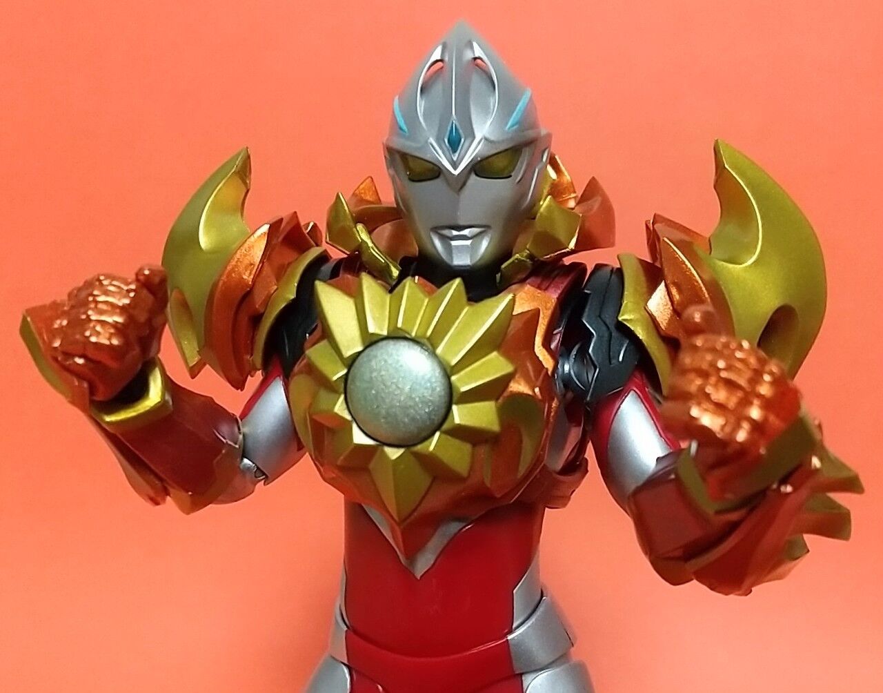 SHFiguarts ウルトラマンアーク ソリスアーマー レッドキング