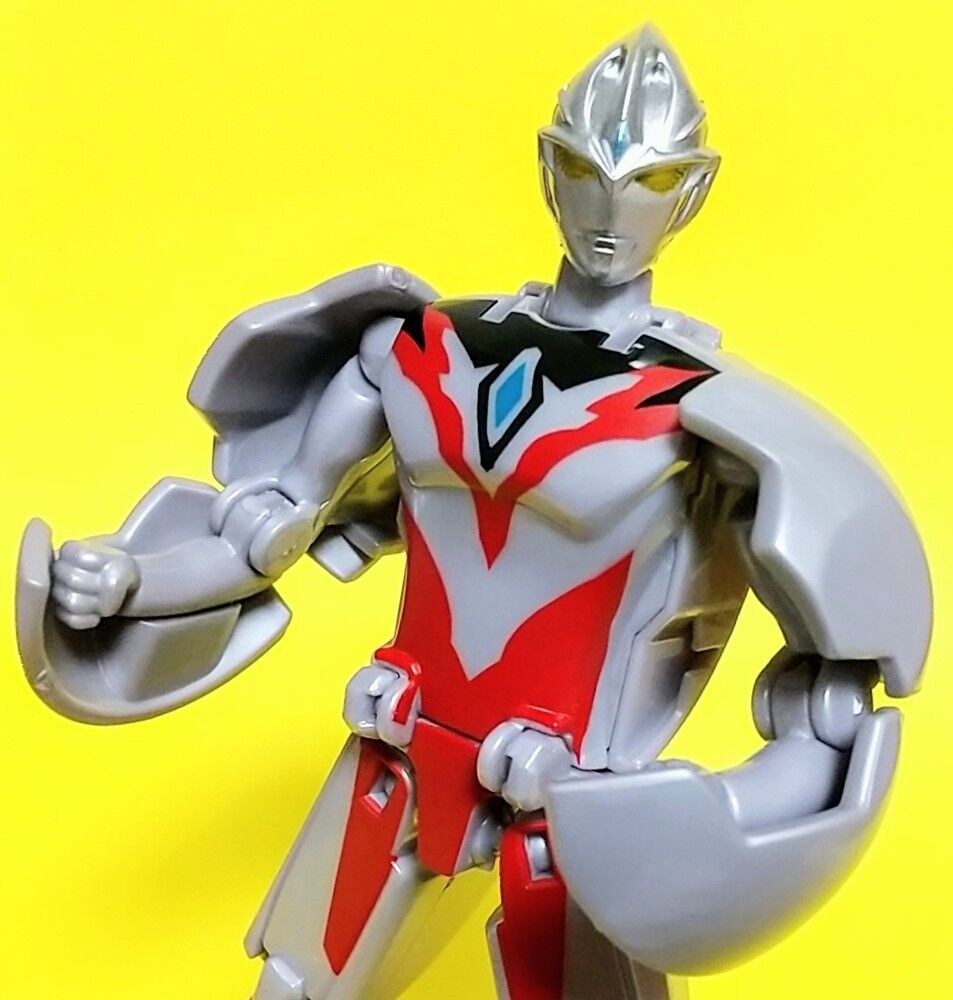 約6cm→変形→約14cm】帰ってきたウルトラエッグ ウルトラマンアーク