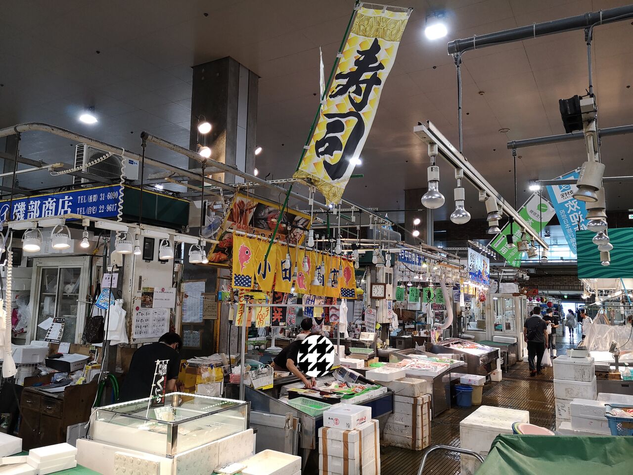 出来事コラム マーケットで朝食を 唐戸市場編 Keiの部屋 出来事コラム マーケットで朝食を 唐戸市場編 Keiの部屋