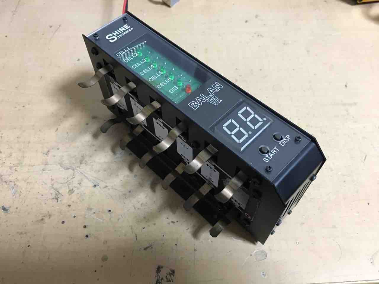 ミニ四駆エナジャイザー充電器と放電器