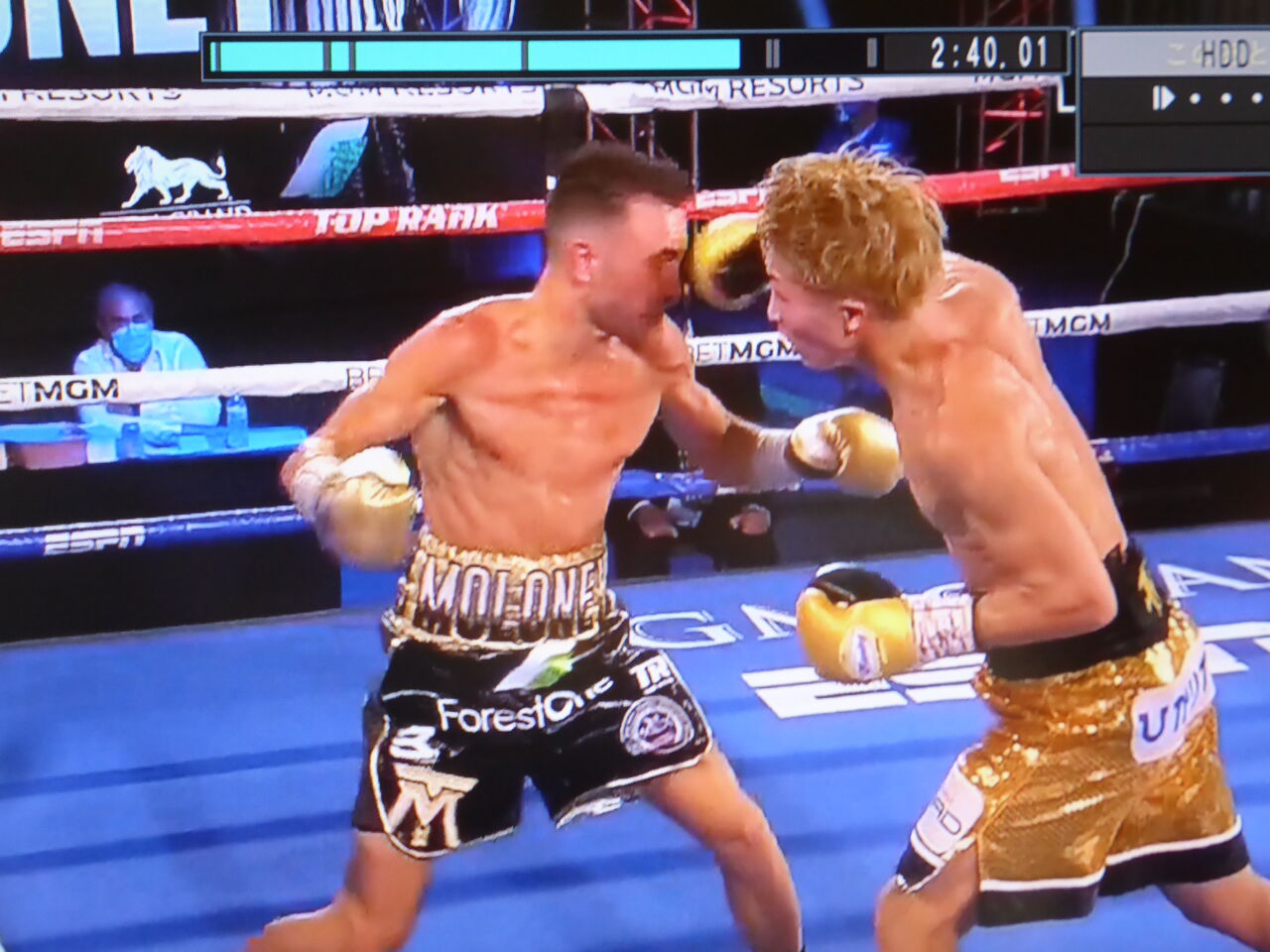 井上尚弥の右ストレートのカウンターが挑戦者の顔面に炸裂した瞬間 Welcome To Graceland Keigo Kageyama S Label