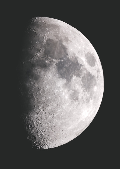 月齢8.5のお月様.2025.01.08.WebⅦ