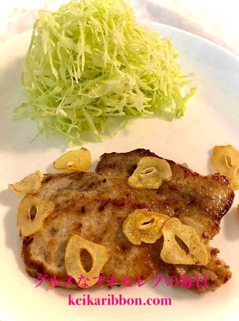 Pork-steak-is-delicious-with-the-power-of-garlic-and-○○！