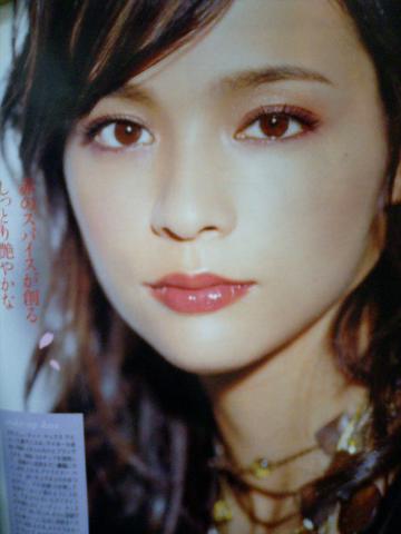 ７９ 加藤ローサの艶メーク 美 ケイコブログ4