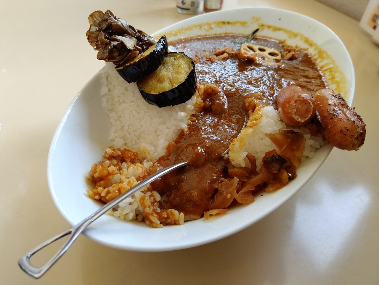 お食事処 諏訪峡 圧巻のダムカレー 道の駅みなかみ水紀行館 群馬県利根郡みなかみ町 遊々 湯ったり ぶらり旅 ゆゆぶ