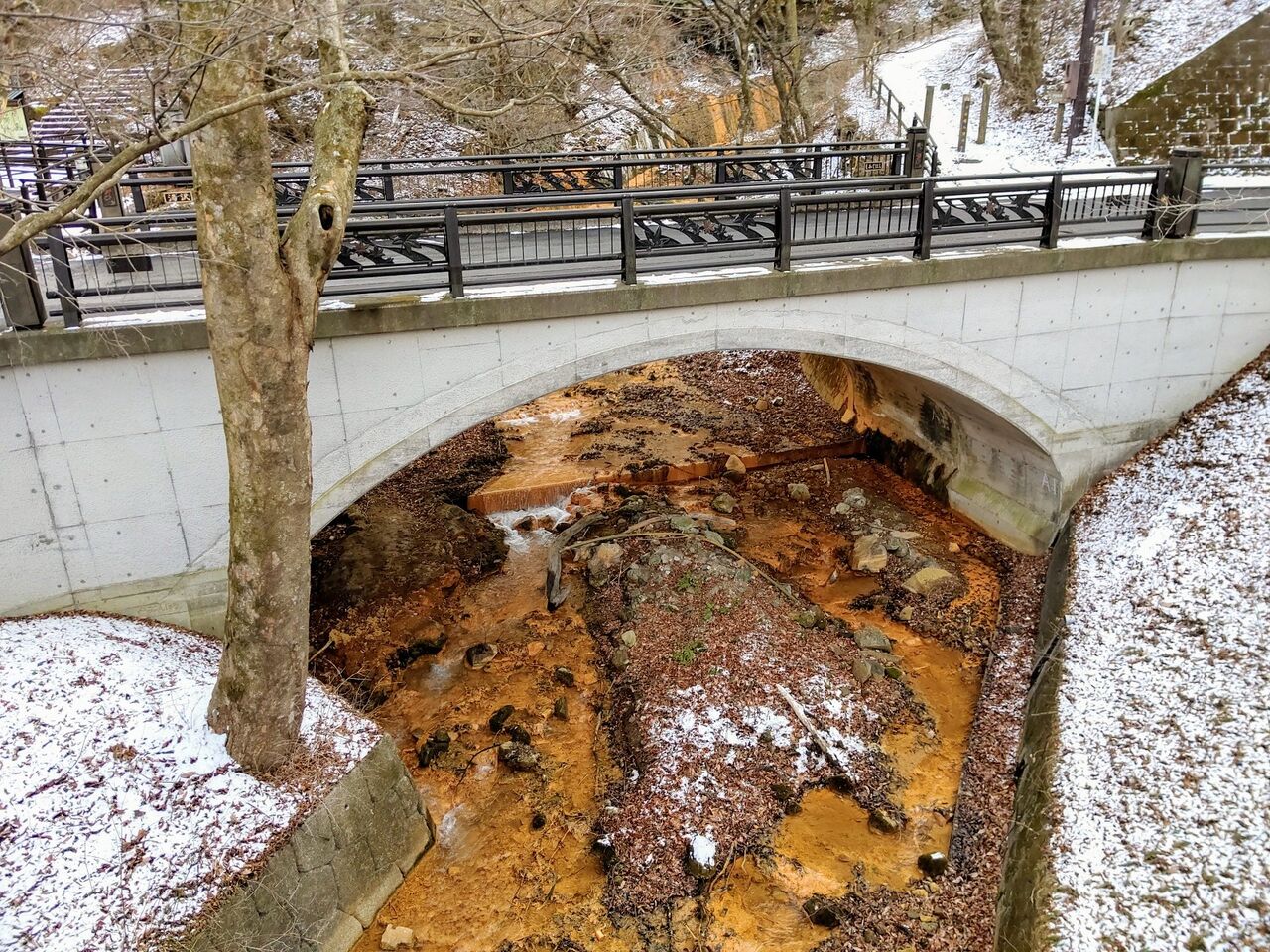 伊香保温泉露天風呂 3 河鹿橋と飲泉所 ヤマノススメ聖地巡礼 群馬県渋川市 遊々 湯ったり ぶらり旅 ゆゆぶ 伊香保温泉露天風呂 3 河鹿橋と飲泉所 ヤマノススメ聖地巡礼 群馬県渋川市 遊々 湯ったり ぶらり旅 ゆゆぶ