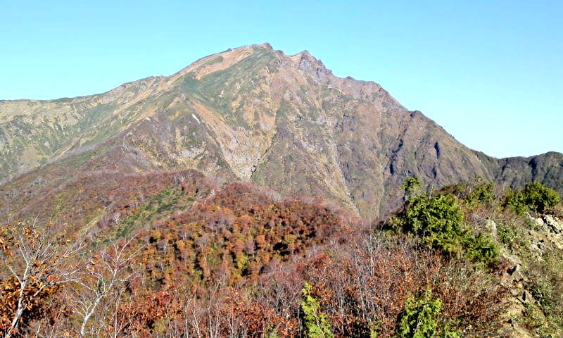 谷川岳の岩場(山と渓谷社) 北岳・甲斐駒と黒部の岩場(山と