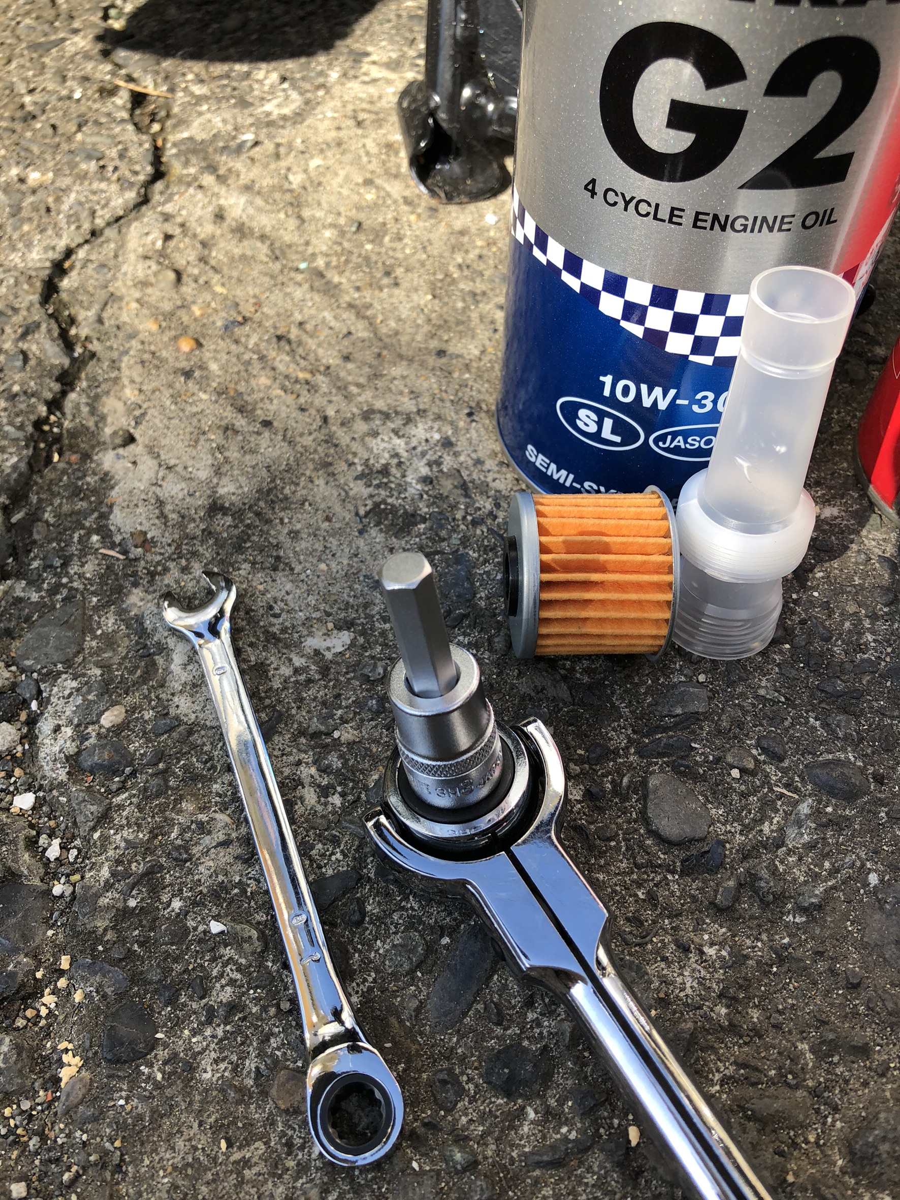 Ja44スーパーカブのカムテンショナー側のドレンを開けてしまった件 Roadstrom