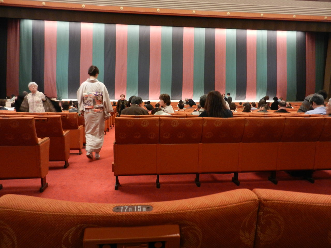 新しい歌舞伎座に興奮 杮茸落四月大歌舞伎第一部 新 ぽっちゃりスポーツ天国 新しい歌舞伎座に興奮 杮茸落四月大歌舞伎第一部 新 ぽっちゃりスポーツ天国