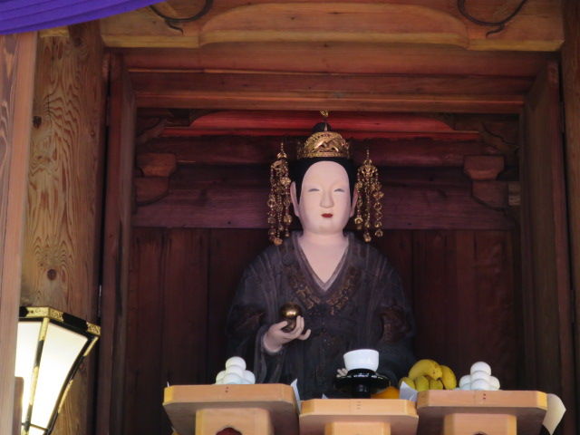 聖母宮の御神像(神功皇后)御開帳…拝観(宇美八幡宮) : 正見行脚 聖母宮の御神像(神功皇后)御開帳…拝観(宇美八幡宮) : 正見行脚