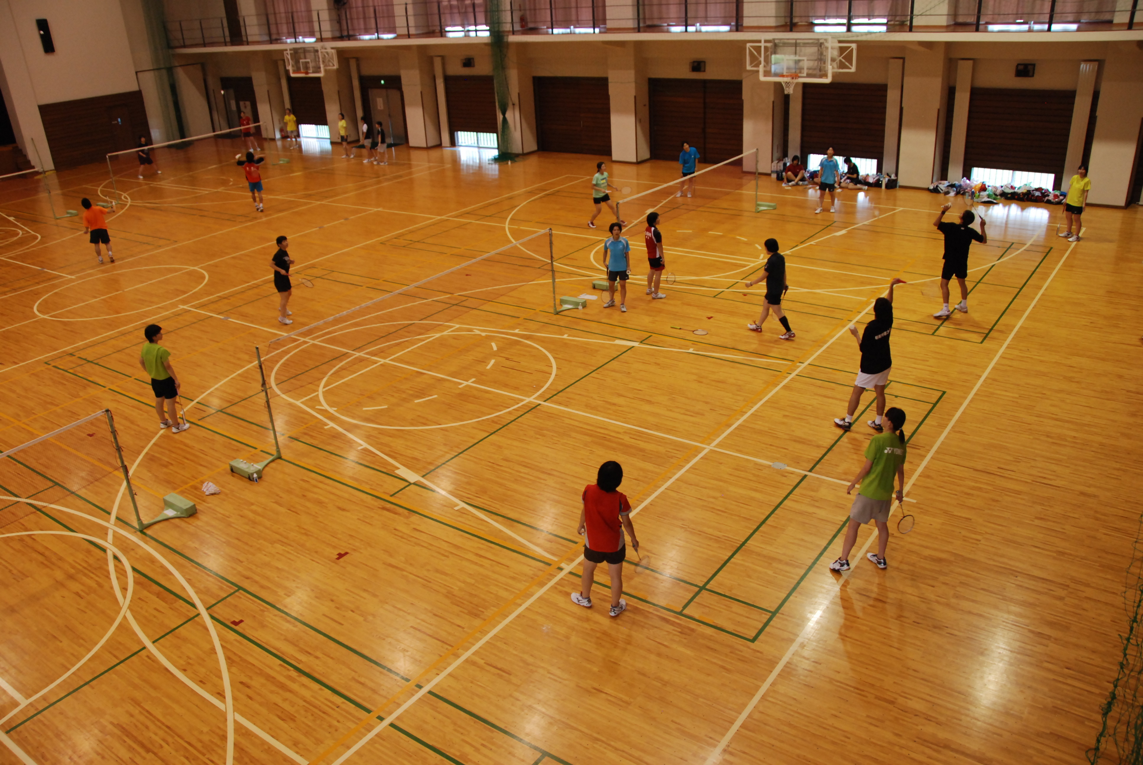 山形学院さんようこそ 高校生を集めてのバドミントン合宿 敬和学園大学バドミントン部 松浦進二監督の新 一球入魂