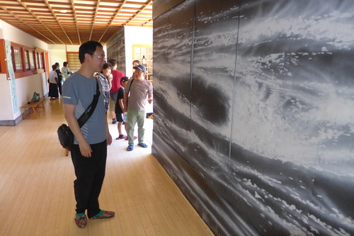 20250721久しぶり姫島へ（その３）大帯（おおたらし）神社拝殿内に奉納された沈露露さん山水画「宙（そら）」特別鑑賞！！