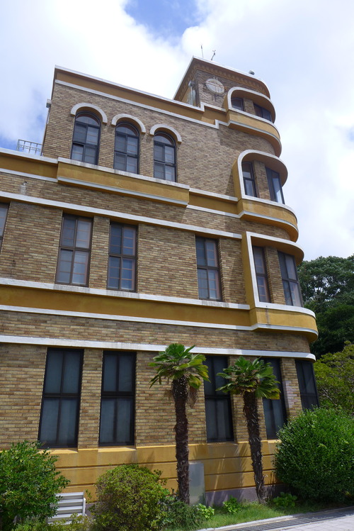P1550458