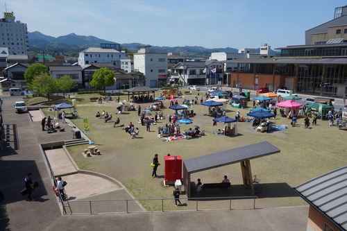 日田プレイス（代表西岡政彦さん）主催の〈日田いち〉再開！と再会！おめでとう！！