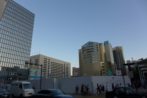 久しぶりに闊歩、福岡市都心は天神ビッグバンへ！