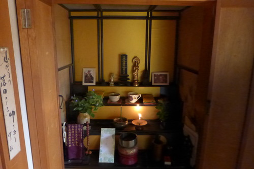 ピッコロサックス奏者鈴木新君ご家族（建築家鈴木道雄さん／ホルン奏者・パイプオルガニスト鈴木典子さん　妹の美子さん）懐かしい千葉大学学生時代を交わし合いました！