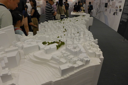 P1560091