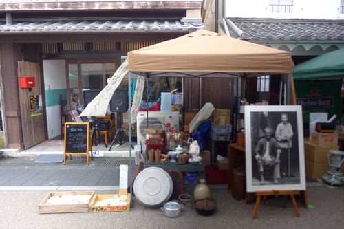 20250914（日）竹田市「城下町まちかど蚤の市」ユニーク三者が共同「ふ印ガジェットちぃまるしぇ源右衛門」を参加・出店しました！売れ行き上々！！ありがとうございました！