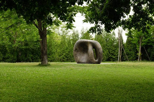 雪の中。あらためて安田侃彫刻美術館アルテピアッツア美唄「アルテ通信」Vol35を読み直す！