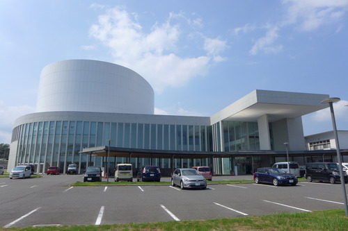 20250916国東を深呼吸！［２］くにさき総合文化センター〈アストくにさき〉と国東市役所