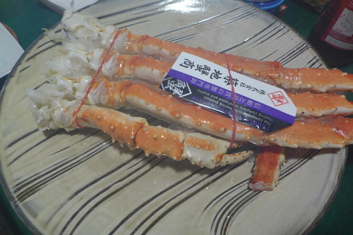 2022忘年と2023迎年のささやかな儀式、民藝陶器に囲まれて「たいへんお世話になりました」「来年もよろしくお願いします」