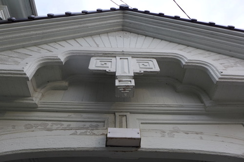 P1500557
