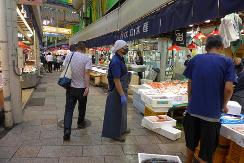 金沢市を踏査！創造都市を構成するクリエイティブクラスターを求めて！【近江町市場】
