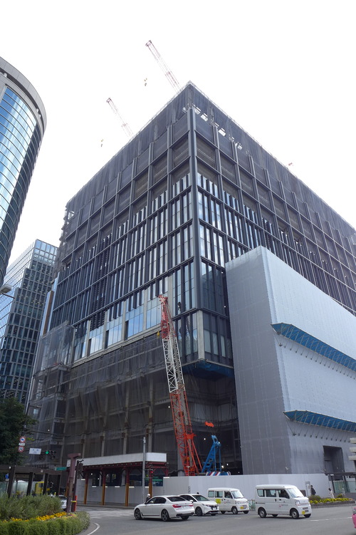 20231115刻々と変貌する天神（福岡市）はビッグな蛮？！