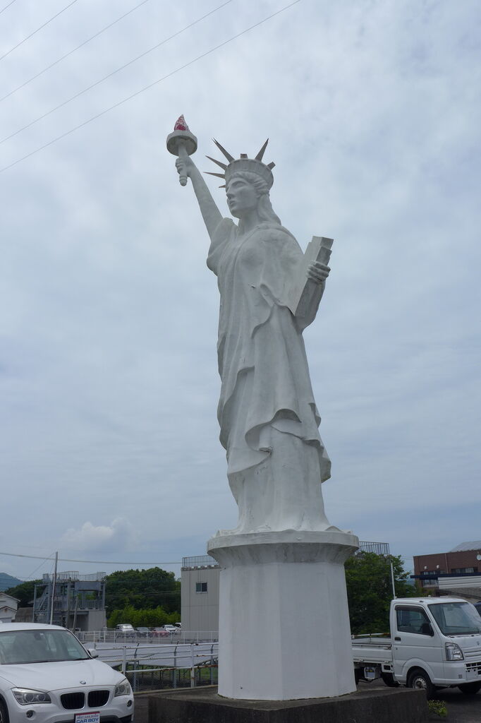 前々から気になっていた国道34号「自由の女神」（佐賀県小城市）CARBOY