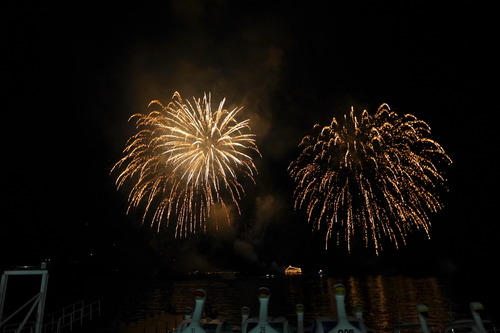 洞爺湖ステイで湖畔の花火歓待に遭遇！