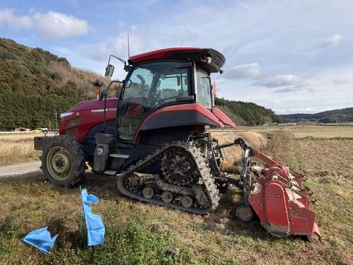 20260120風の谷（国東市国東町シュタイナー学校愛称）フラヌール。奥山清行デザイン野良フェラーリーと名高いヤンマートラクター各種！