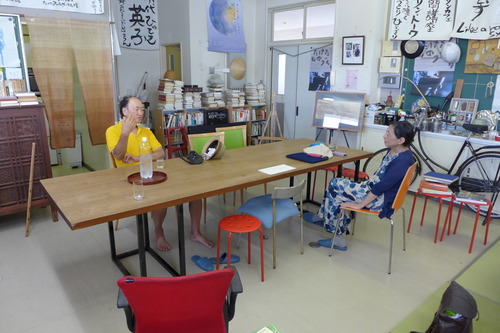 20250915スペイン公認建築家・建築史家の鈴木裕一さんがTSG竹田総合学院藤原惠洋アトリエを訪れました！九州建築グランツアー途上にて！！