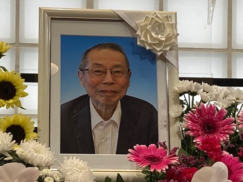 2026年6月18日（木）18:00〜亡き堀勇良さんのお通夜がしめやかに執り行われました・・・・