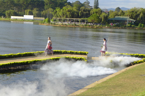 P1530352