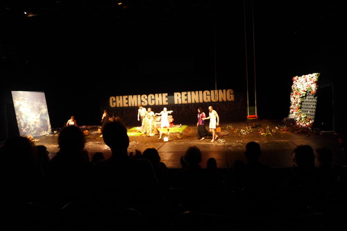 ふ印ボスのドイツまち歩き便り　シャウビューネ劇場で叫び続けた男