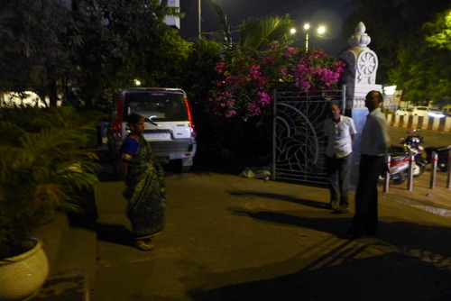 20260314ムンバイ都心部日本山妙法寺ボンベイ道場（森田捷泉上人）から80キロ北東郊外農村エリアの仏舎利塔建立地へフィールドワーク！（その15）