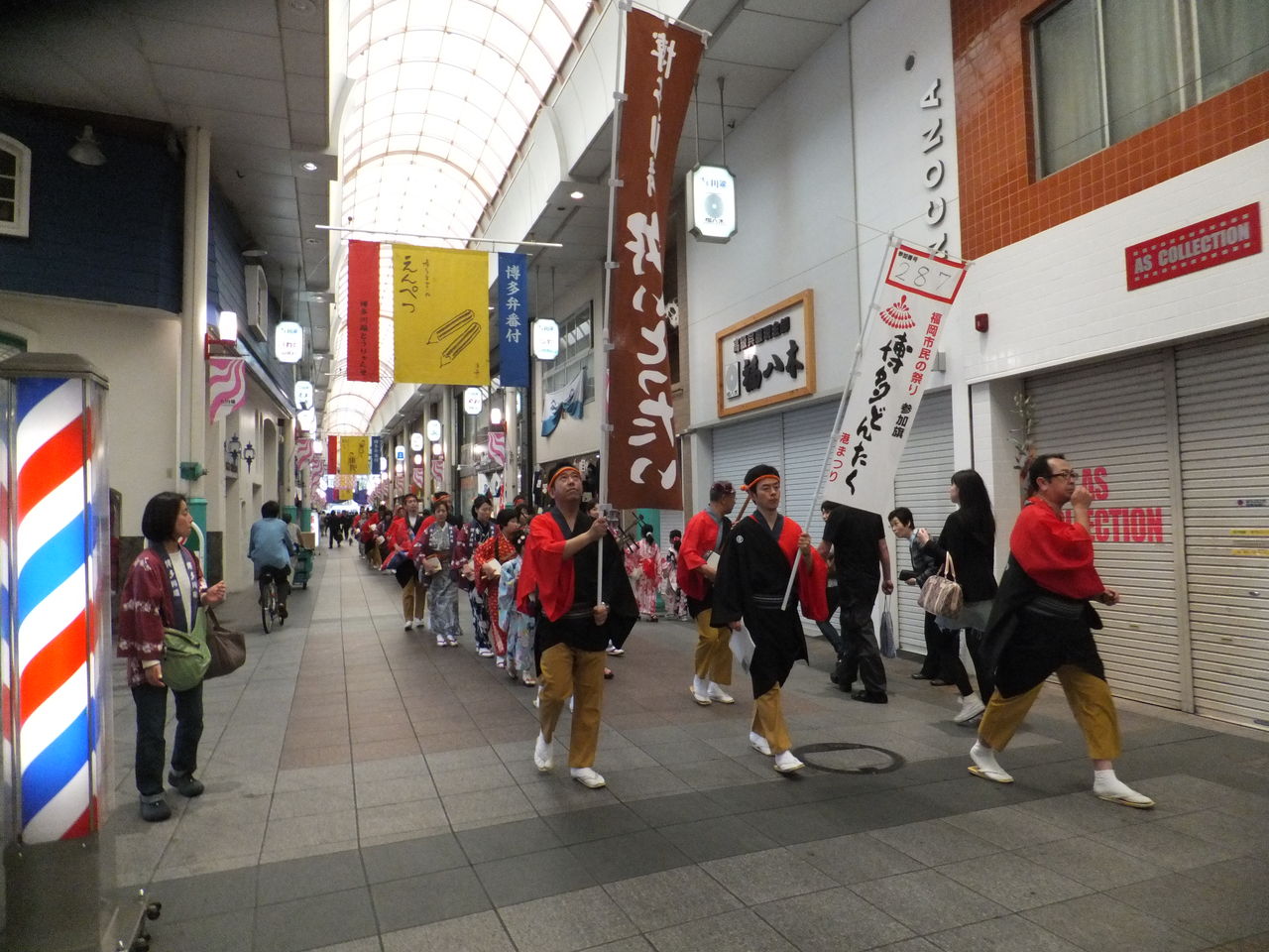 ふ印ラボ 九州大学大学院芸術工学研究院 芸術文化環境論講座 藤原惠洋研究室 博多どんたく祭り に参加しました