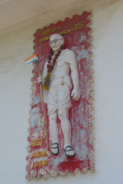 20260219マドゥライ再訪（その17）今なお歩き続けるガンディー