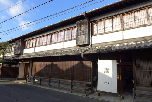 公開講座2013年九州大学芸術工学部公開講座「建築探偵シリーズその１０」２０世紀デザイン冒険〜欧州デザインの魅力〜」実地研修も楽しきかな！