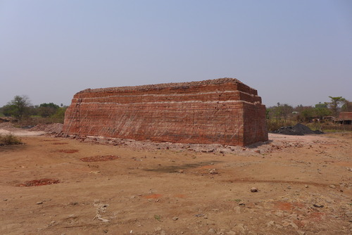 P1490996