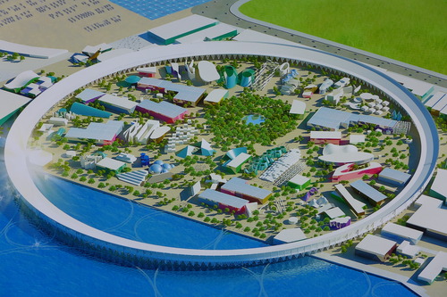 台風一過の大阪国際空港（伊丹）で見つけたEXPO 2025「いのち輝く未来社会のデザイン」青写真！
